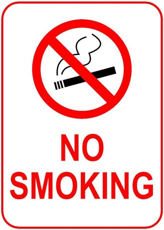 Апартаменты Tiny Non-Smoking Caka & Free Parking Рига Экстерьер фото